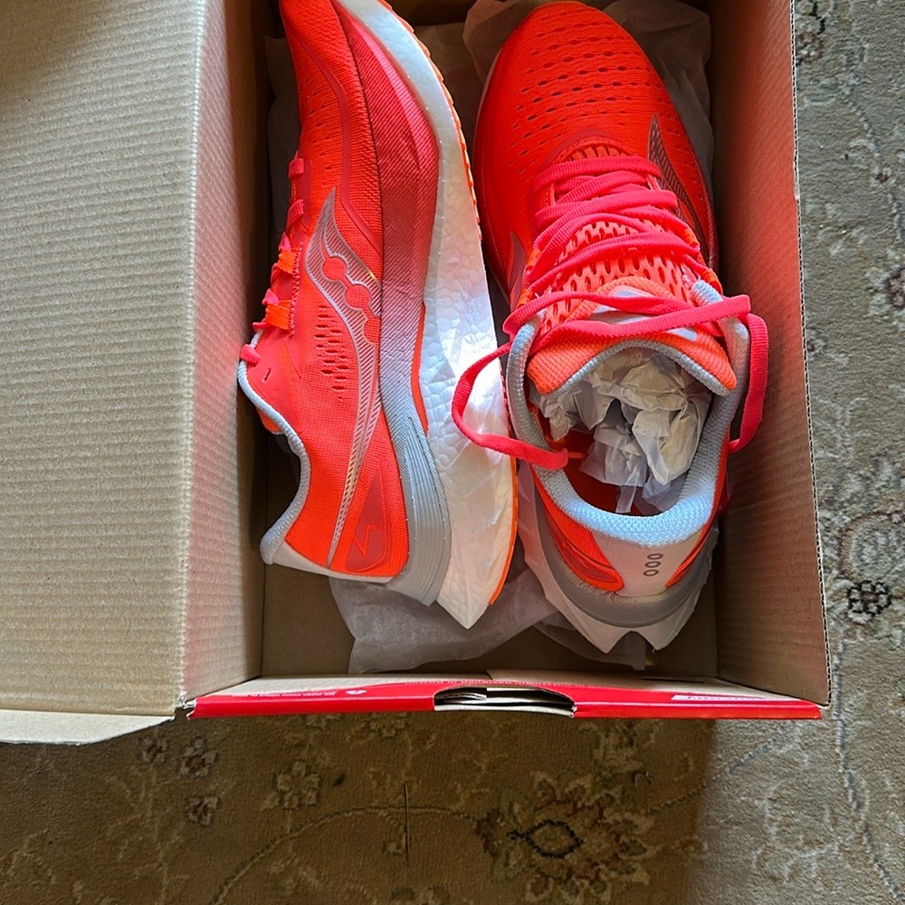 Saucony Women's Athletic Shoes - Vibrant Orange and Gray